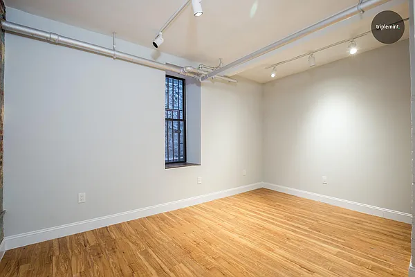 Rented by Triplemint | media 15