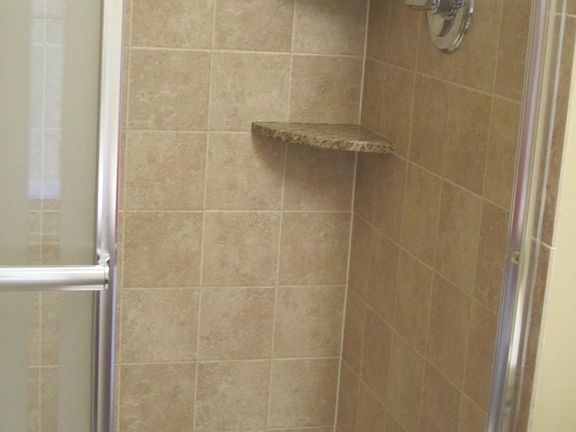 5th image of 2116 Retford Dr
