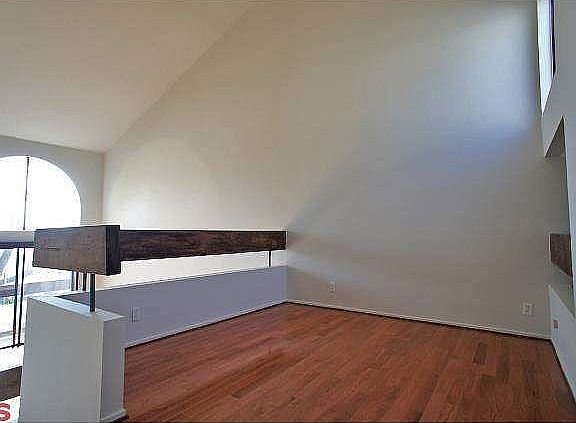 2nd image of 1979 Grace Ave APT 7