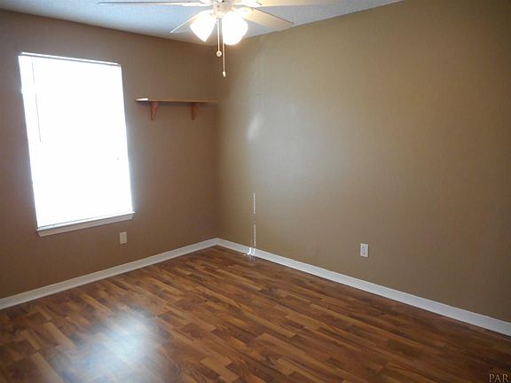 3rd image of 9016 Bluebay Ln