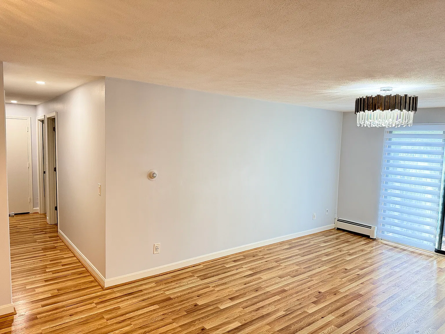 2 bed, 974 sqft, $2,750 — Photo 3