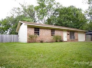 407 Hereford St, Conway, AR 72032