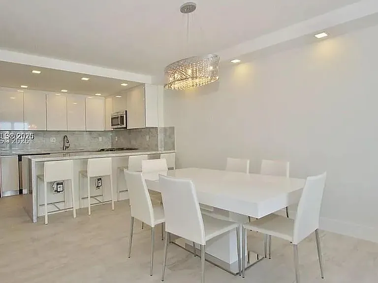 19390 Collins Ave #1519 — Photo 10