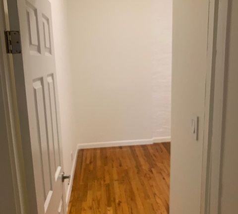 5th image of 36 E 4th St APT 5FW