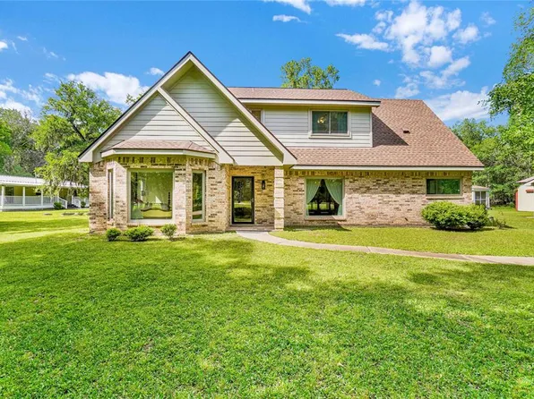20502 Lake View Road, Damon, TX 77430