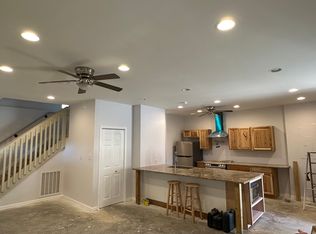 110 Heck Ln, La Follette, TN 37766