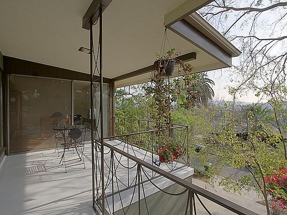 3rd image of 5267 Coringa Dr