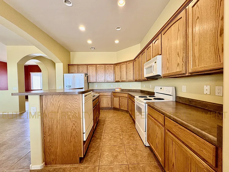1974 W Acacia Bluffs Dr — Photo 13