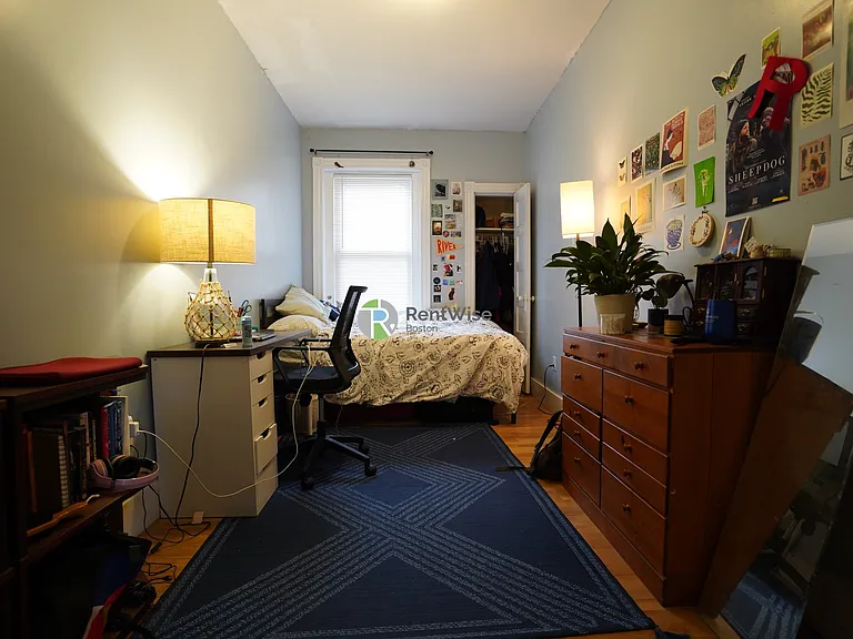 10 Foster St #2 — Photo 13
