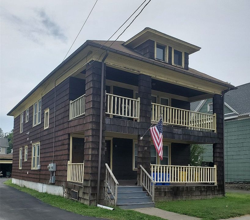 1st image of 28 Louisa St