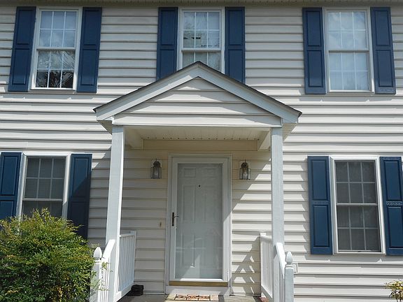 3rd image of 1721 Naselle Ln