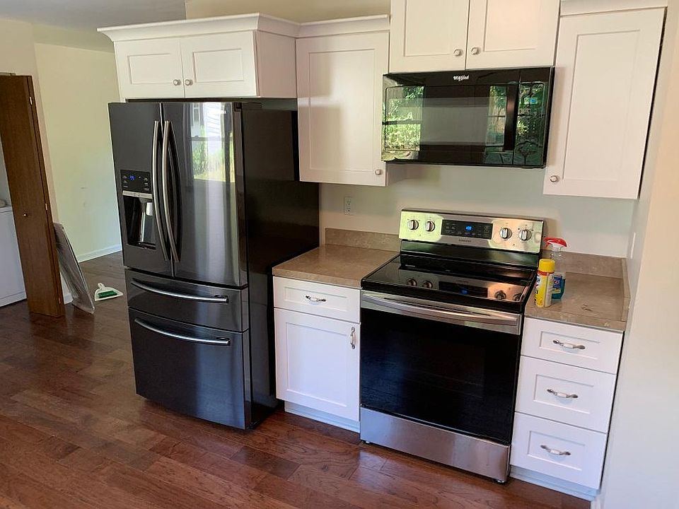 1st image of 315 Burman Ln