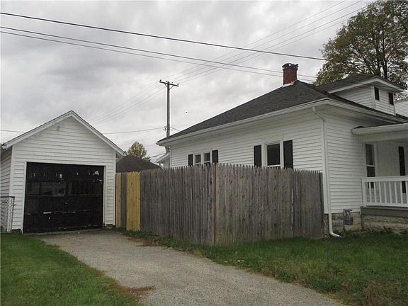 2nd image of 1115 Vine St