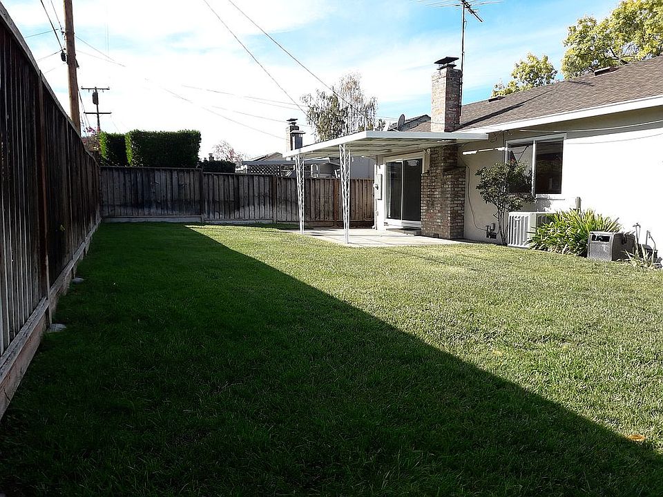 2nd image of 1244 Sierra Mar Dr