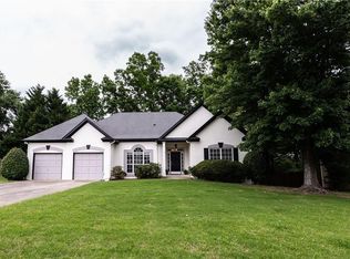 5580 Kennemore Dr, Alpharetta, GA 30004