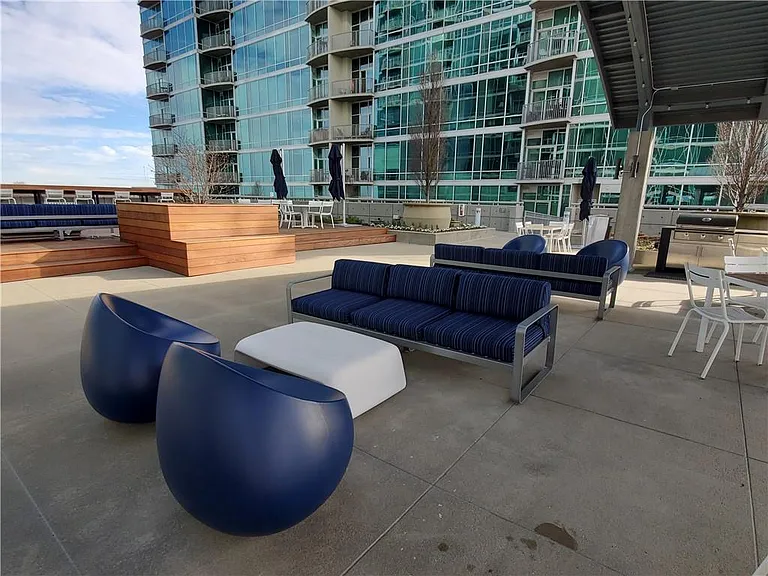923 Peachtree St NE #928 — Photo 41