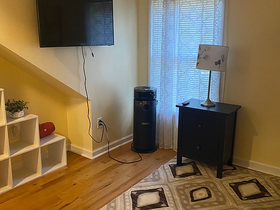 5th image of 259 Reeds Ln