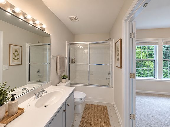 3rd image of 3423 Lathenview Ct