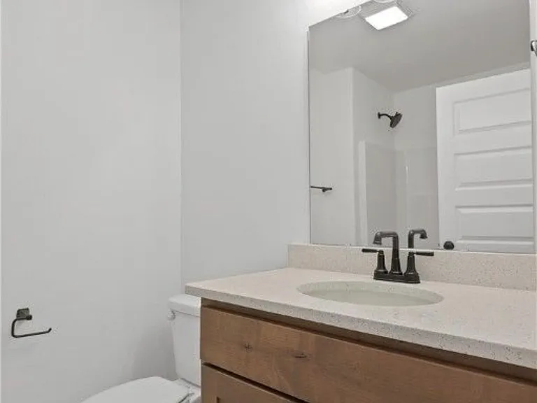 1512 Lowery St — Photo 13