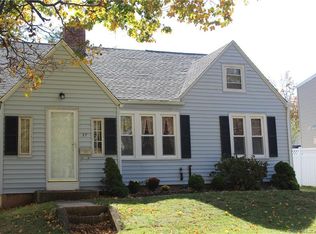 37 Deerfield Ave, Middletown, CT 06457