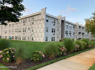 317 8th Ave APT 301, Asbury Park, NJ 07712