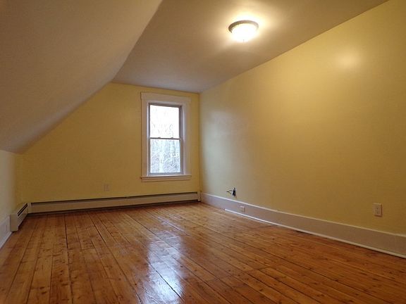 5th image of 145 Greenwood St #3