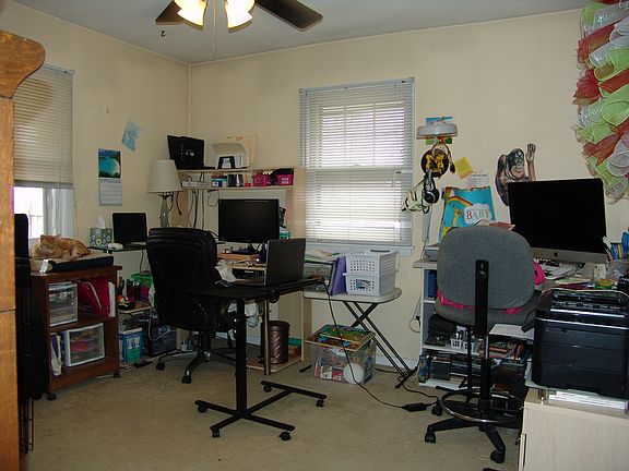5th image of 205 Kingman Ave E