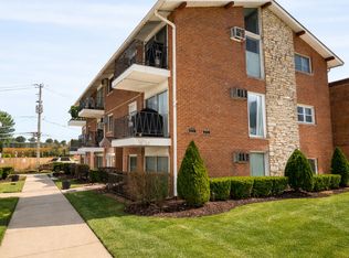 6113 W 64th Pl #5, Chicago, IL