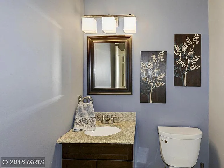 17533 Applewood Ln — Photo 7