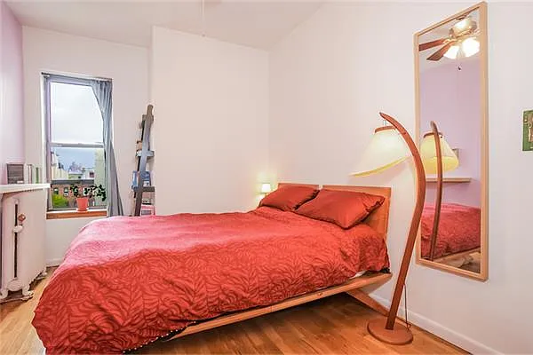 Sold by Avenue Sotheby's International Realty | media 14