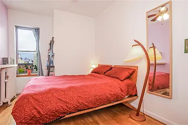 Sold by Avenue Sotheby's International Realty