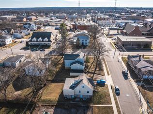 1204 N Elm St, Rolla, MO 65401