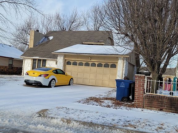 2nd image of 3204 S 137th East Ave