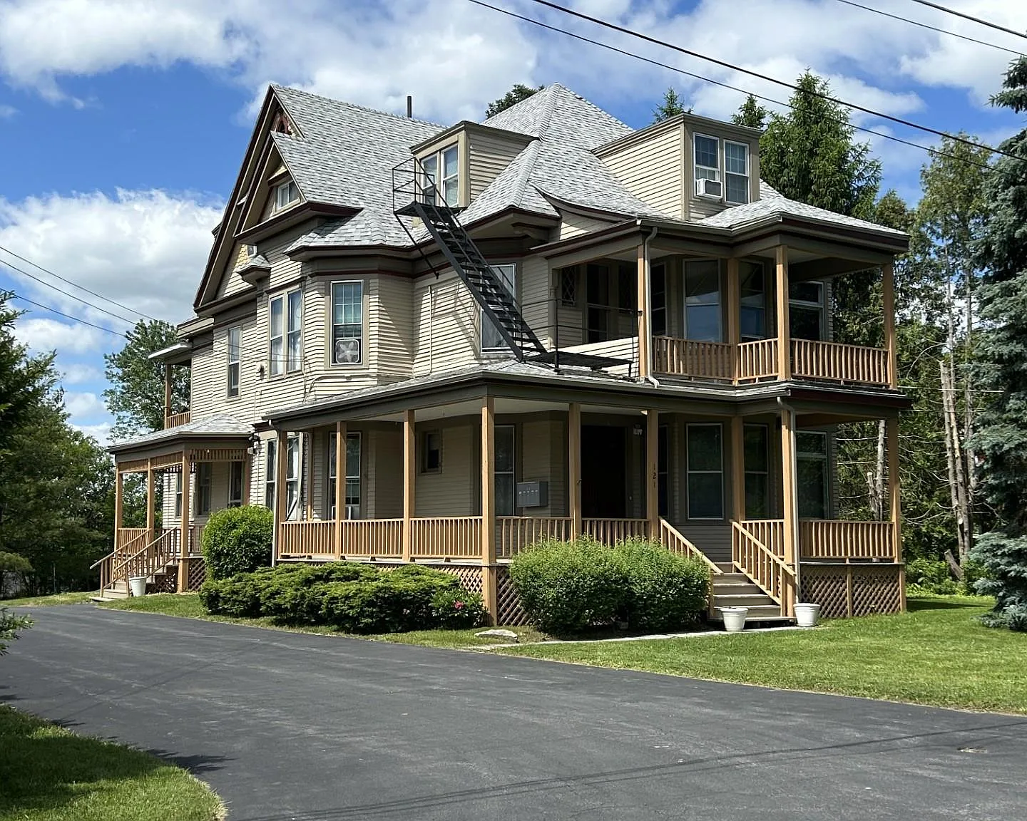121 Park Drive Manlius — Photo 1
