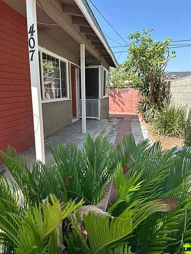 Apt 405 3rd Street Photo 1