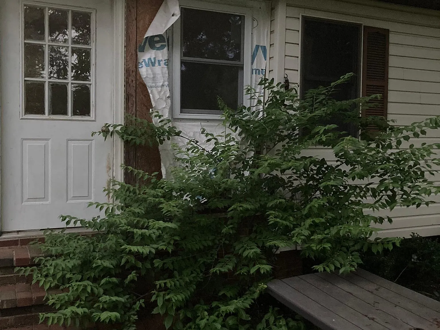 5 bed, 3960 sqft, $2,900 — Photo 4