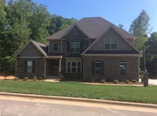 4564 Leake Dr, Jamestown, NC 27282