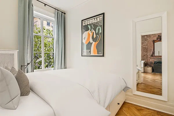 Rented by Corcoran | media 10