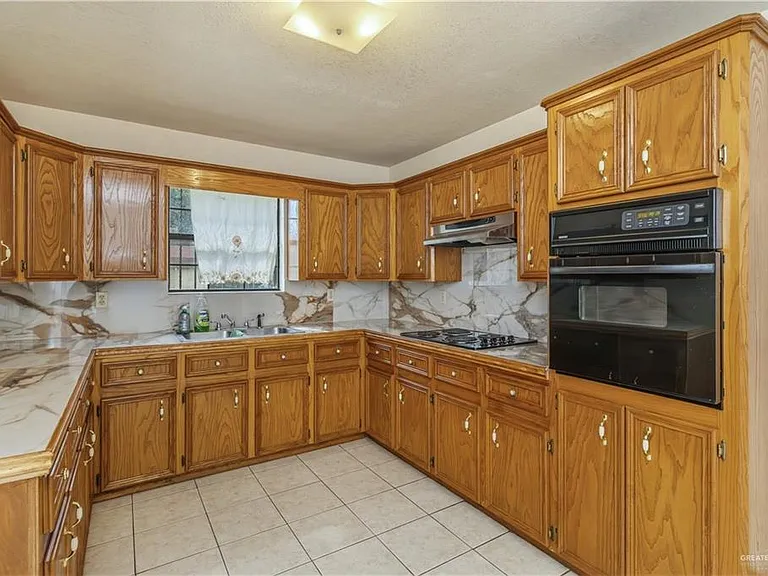 301 Jessica Jane Ave — Photo 6