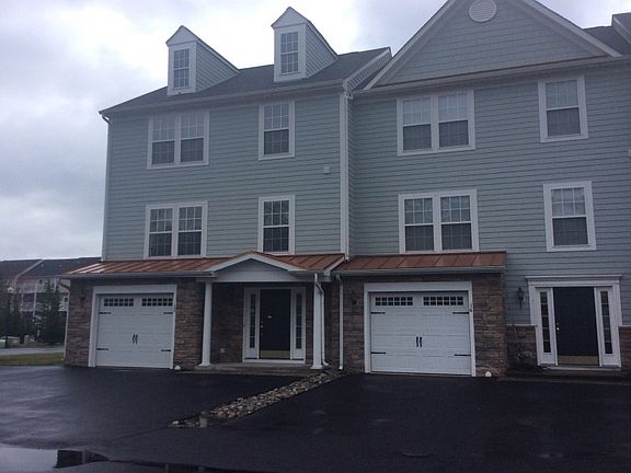 2nd image of 12 Heron Ln