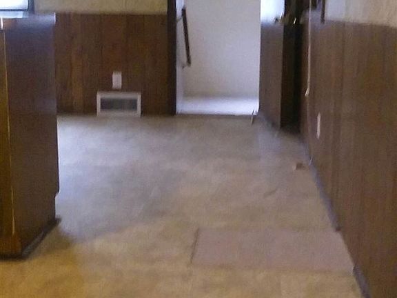 3rd image of 26265 S River Park Dr