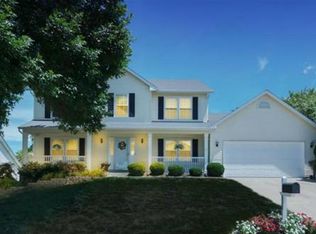 300 Lazy Branch Dr, Saint Peters, MO 63376