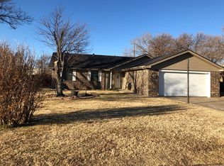 315 Walnut Ave, Panhandle, TX 79068