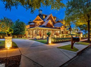 6407 Grand Marina Cir, Gainesville, GA 30506