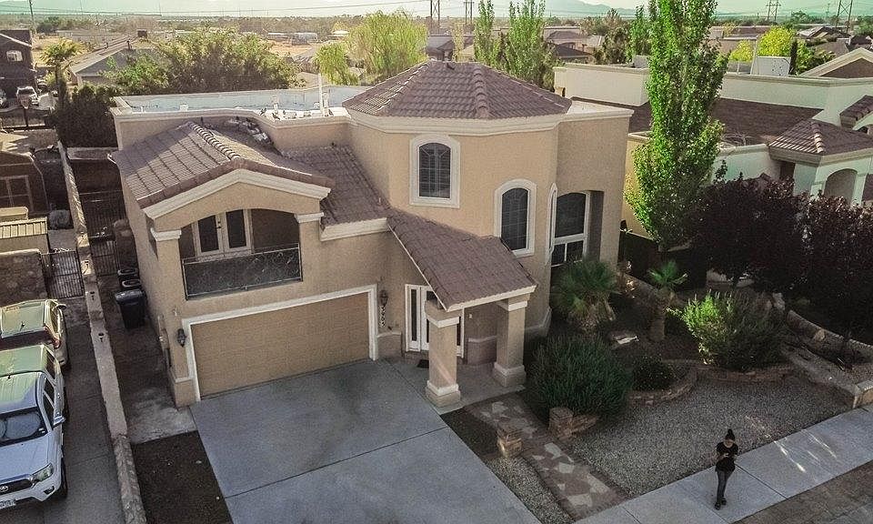 1st image of 3905 Tierra Aurora Dr