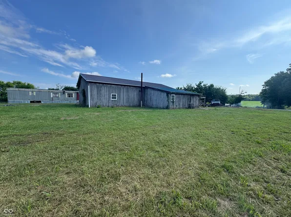 8564 W County Road 150 N, Medora, IN 47260