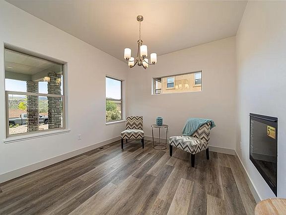 4th image of 2658 Bangs Canyon Dr