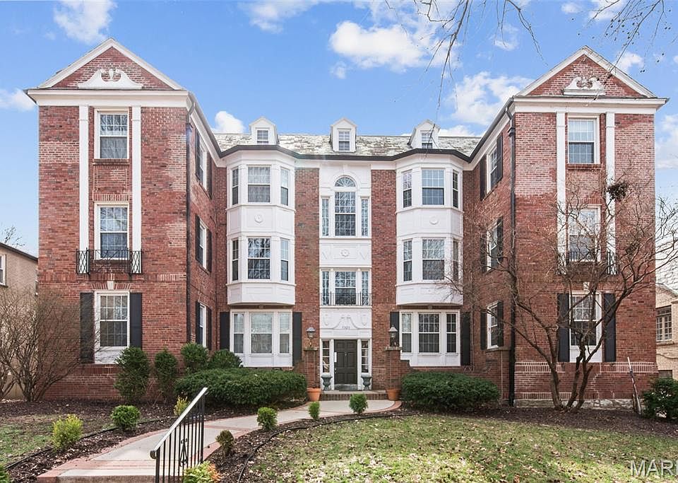 1st image of 7520 Oxford Dr APT 1E