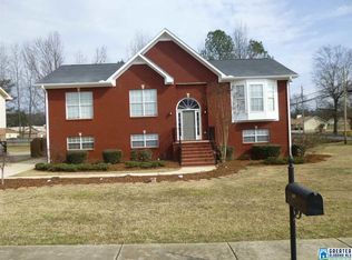 560 Flint Parc Cir, Bessemer, AL 35022