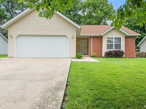 7160 W Upland Ct, Bloomington, IN 47404